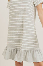 Load image into Gallery viewer, Gray Scalloped Shift Dress